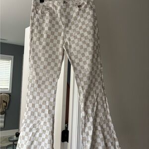 Stylish Checkered Women's Jeans